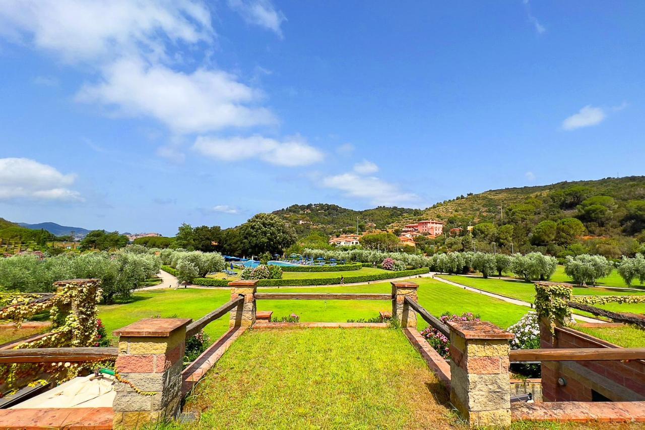 Bilocale Sant'Anna Vicolo Del Mughetto Villa Exterior photo